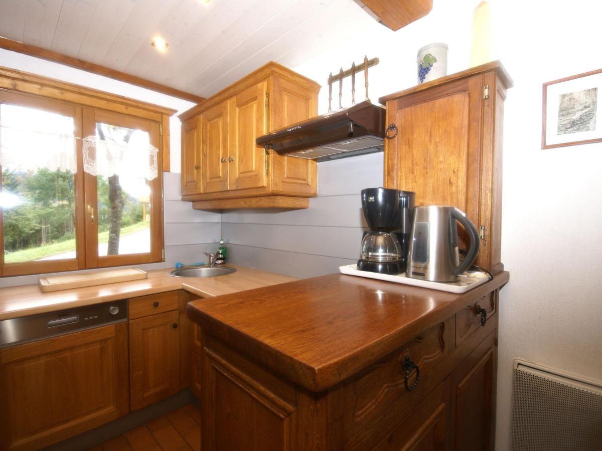 Charming Chalet In Ventron With Terrace Oda fotoğraf